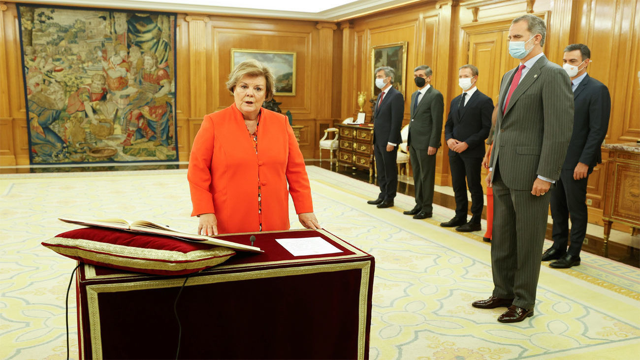 Enriqueta Chicano, nueva presidenta del Tribunal de Cuentas, promete su cargo ante el Rey