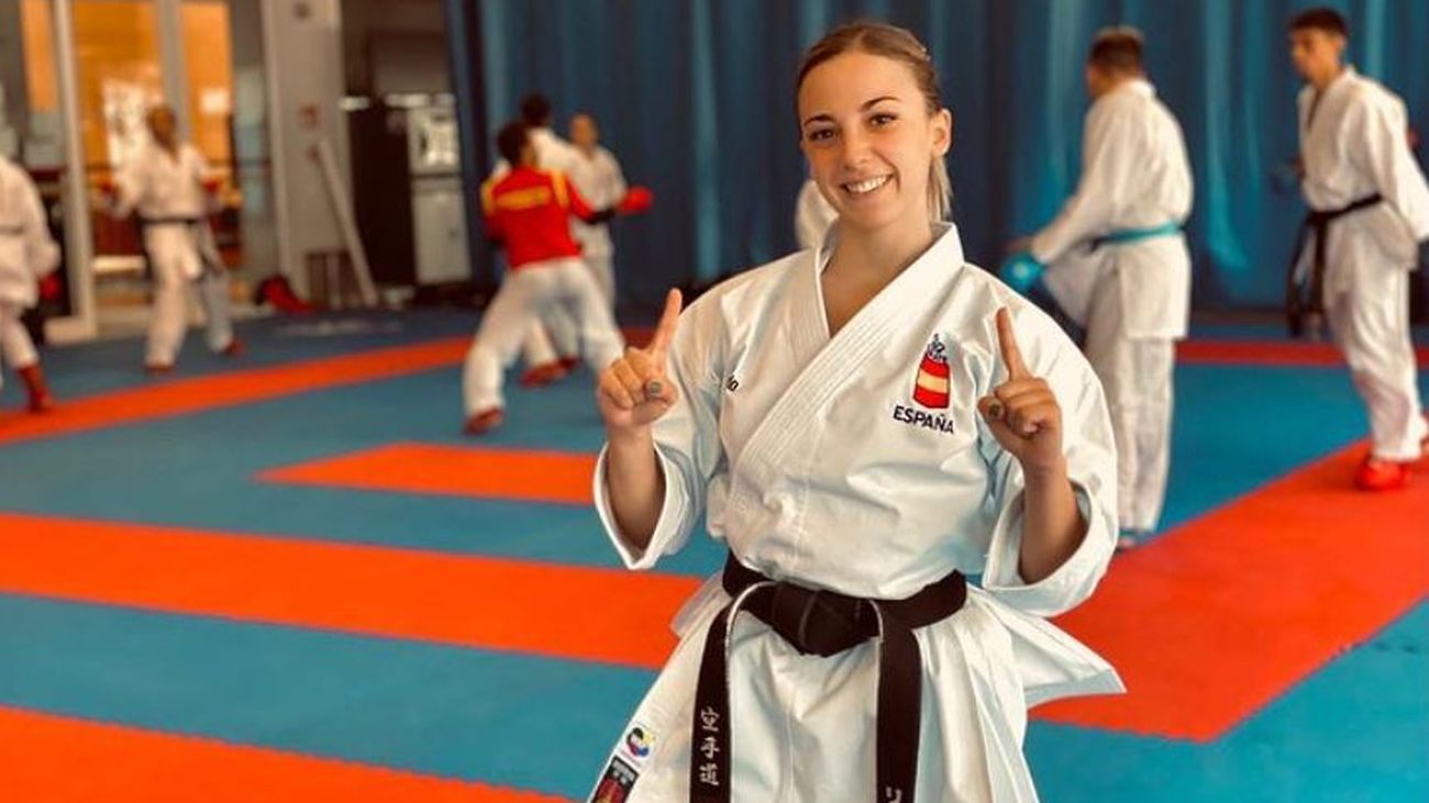 La alcalaína Lidia Rodríguez, subcampeona del mundo de katas por equipos en Dubai