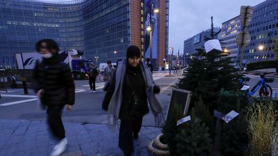 Medio gobierno de Bélgica está en cuarentena, con el país en récord de contagios Covid