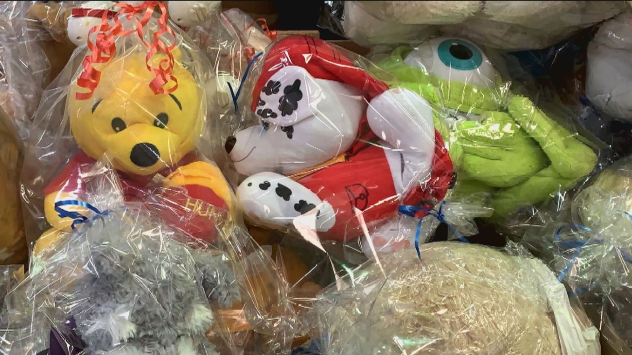 'Pajes Mágicos', la ONG que ayuda a los Reyes Magos a entregar a muchos niños ese regalo soñado