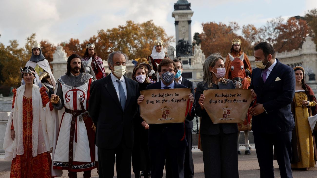 La nueva temporada del parque temático ‘Puy du Fou’ desembarca en el Retiro