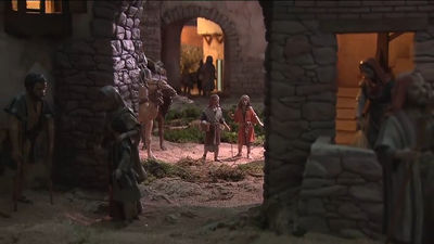 Los puestos de la Plaza Mayor y el belén del Palacio de Cibeles abren sus puertas