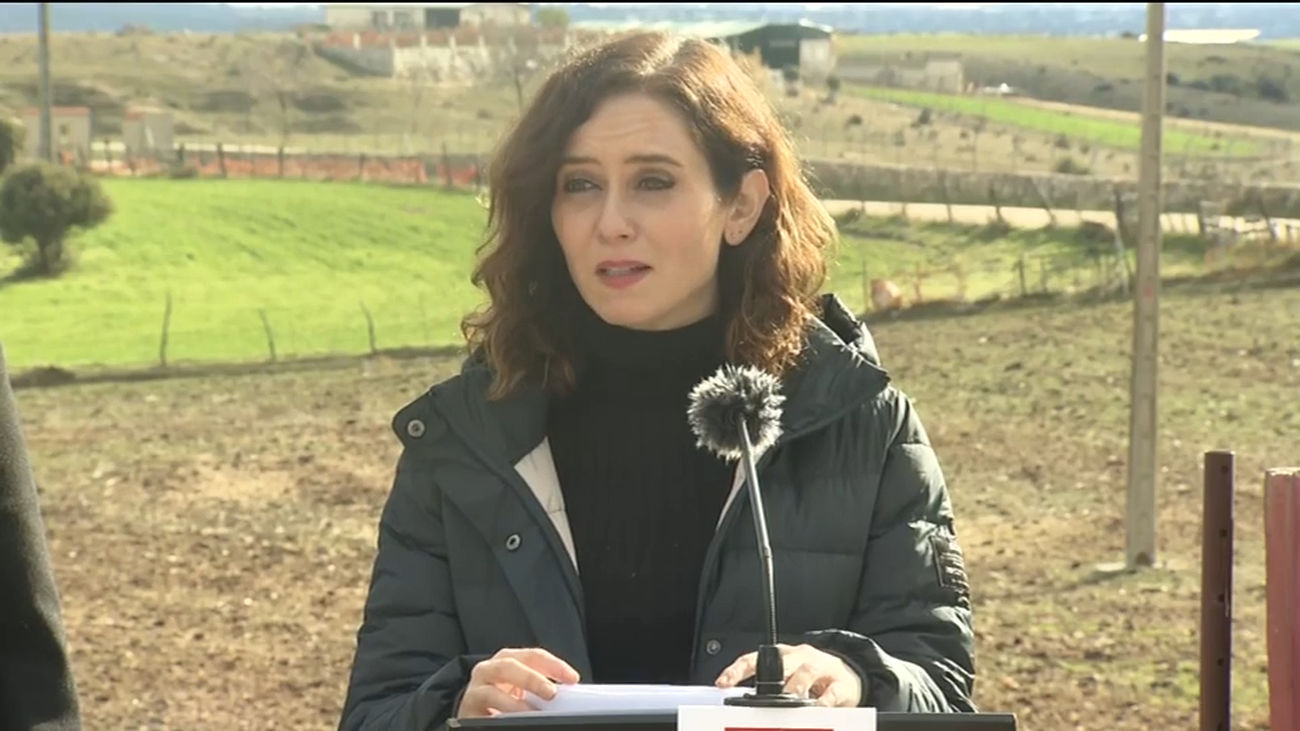 Ayuso: "Los agricultores y ganaderos están siendo abandonados por el gobierno de España"