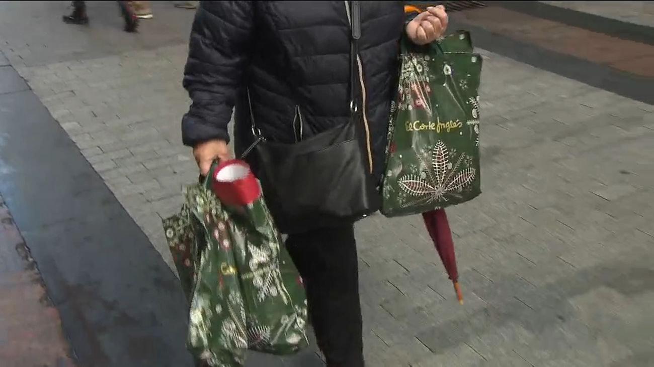 Días de compras en Madrid  en el primer fin de semana pre-navideño