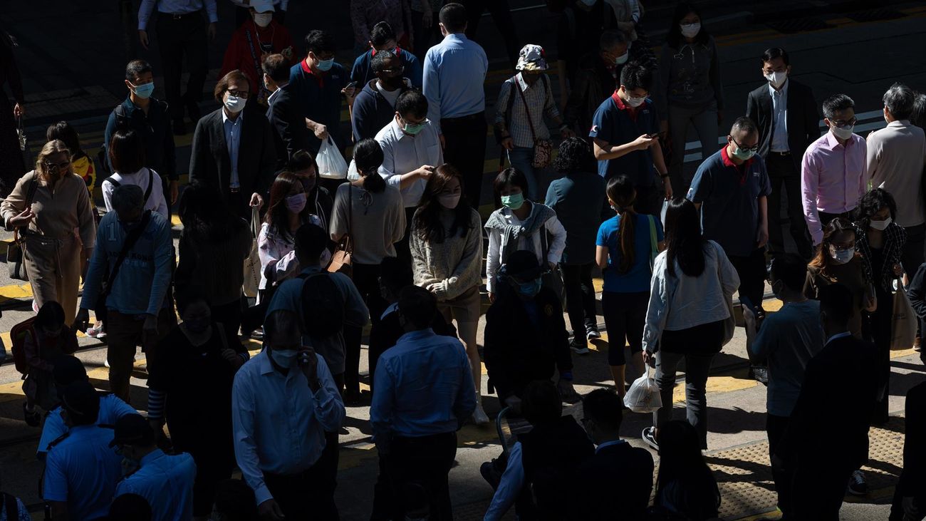 La variante Omicron del Covid impacta en el turismo y tres países cierran sus fronteras