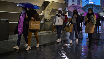 El puente de diciembre, momento clave para la subida o estabilidad de casos de Covid en España
