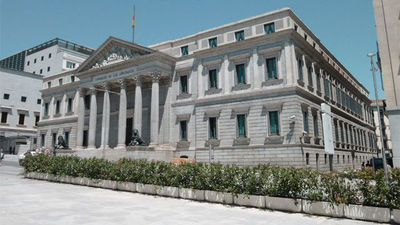 El Día de la Constitución vuelve a celebrarse en la Puerta de los Leones en su 43 aniversario