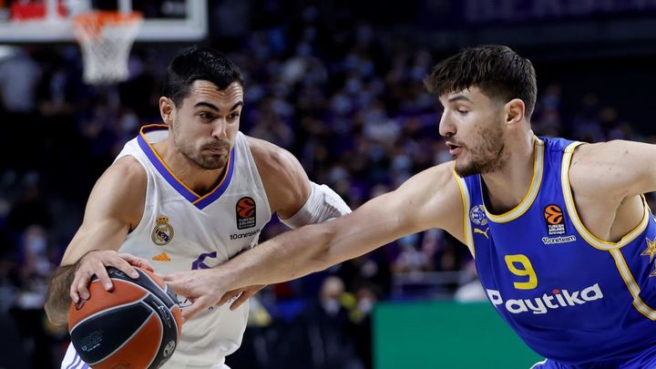 Roberto Abalde ante el Maccabi / EFE