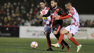 1-1 (3-4). Los penaltis salvan al Rayo Vallecano ante el Guijuelo