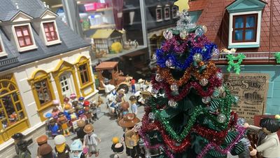 Cerca de 1.000 Playmobil recrean las escenas más importantes de la Navidad