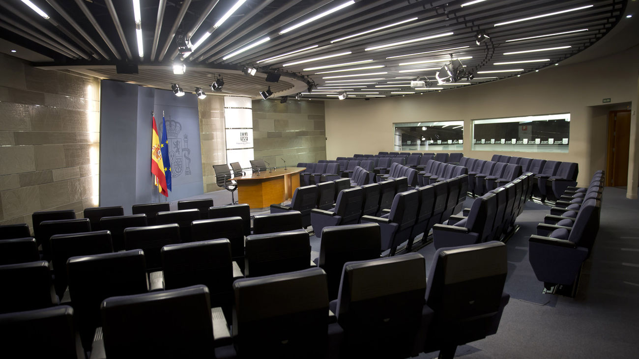 Arrecian las críticas contra el Gobierno y sus socios por la "queja" contra algunos periodistas parlamentarios