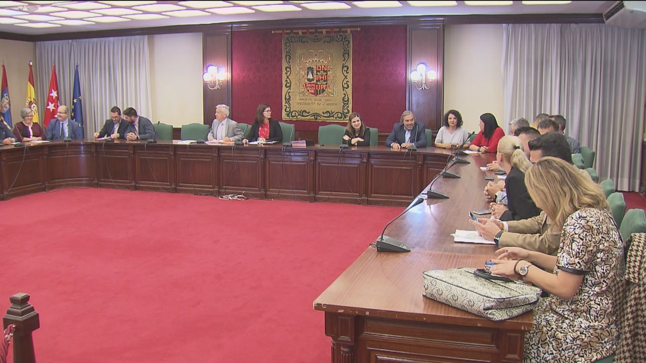 La moción de censura planea sobre el Ayuntamiento de Móstoles por el 'Caso ITV'