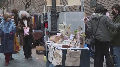 El Mercado de las Ranas regresa al barrio de Las Letras