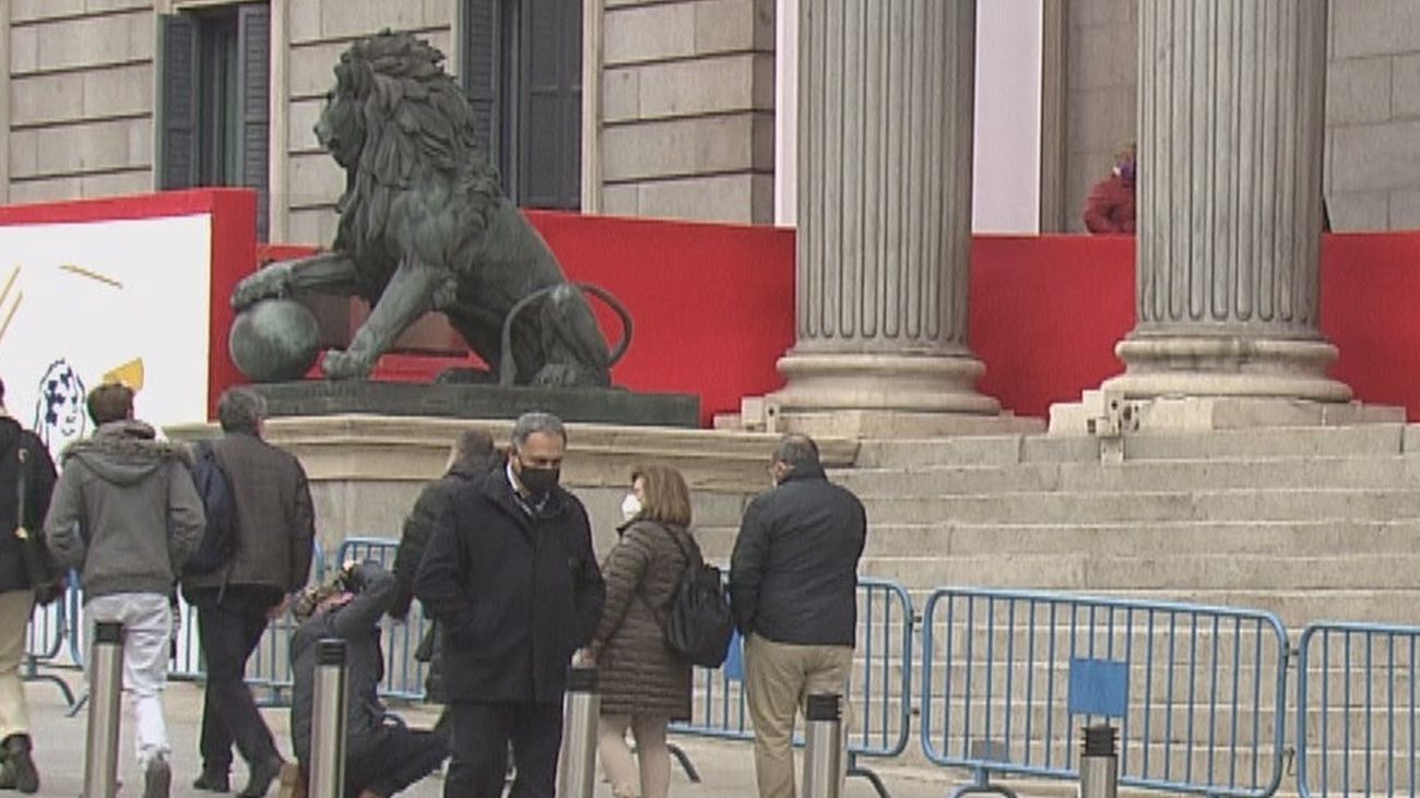 El PP acusa al PSOE de querer cambiar la Constitución sin el principal partido de la oposición