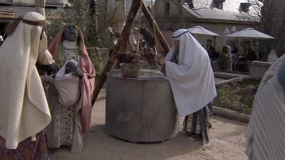 La Navidad llega a  San Lorenzo del Escorial que luce ya su Belén monumental