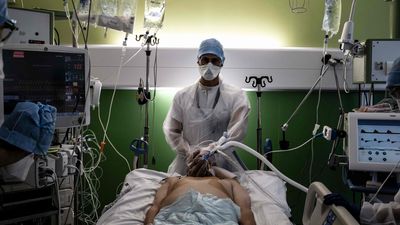 Seis de cada 10 personas con covid-19 tienen al menos un síntoma un año después