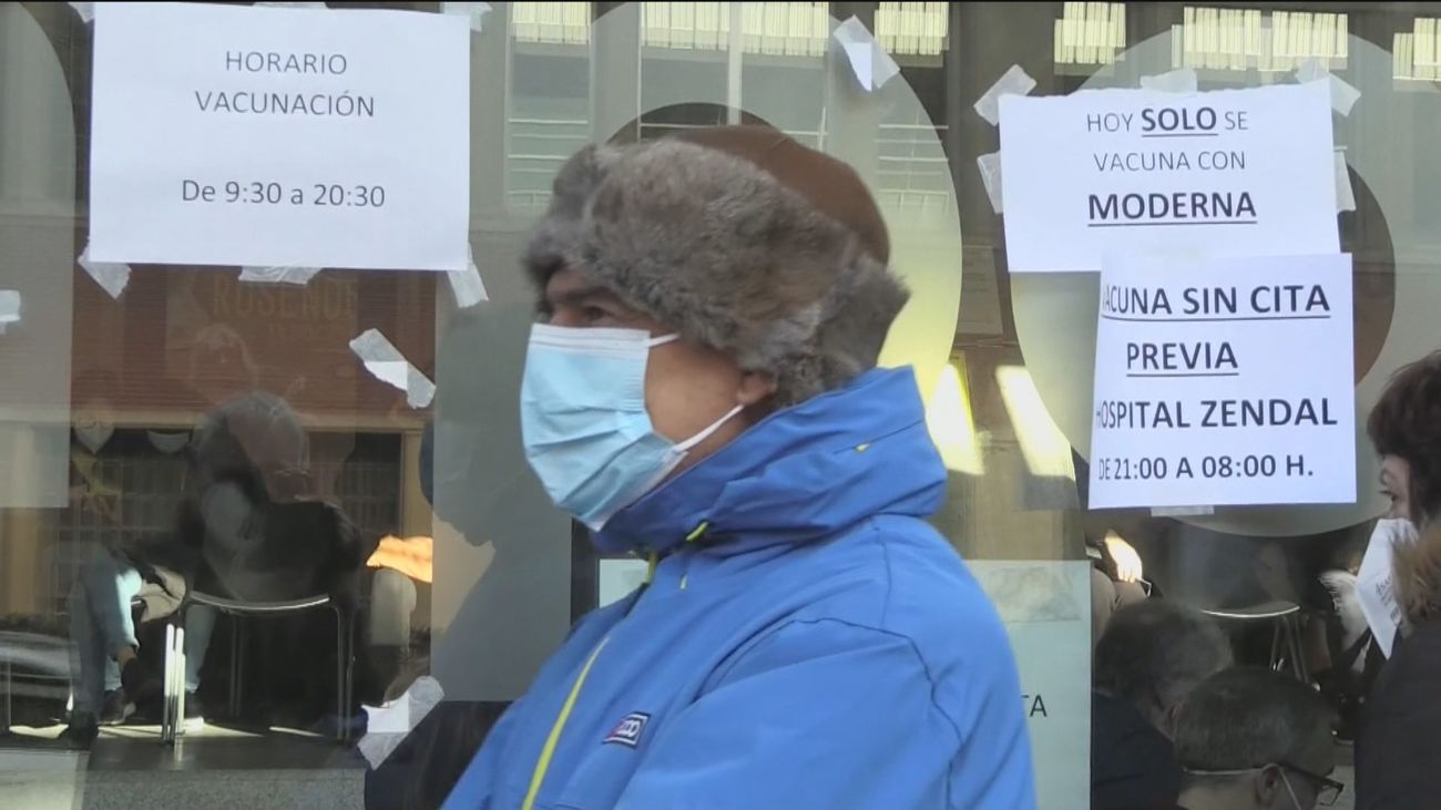 La vacunación contra la Covid en Madrid no para en el puente de la Constitución