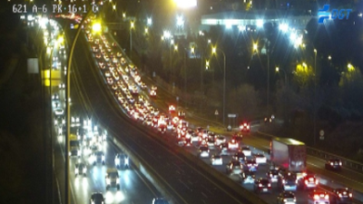 La vuelta anticipada del puente complica todos los accesos a Madrid