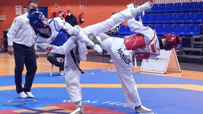 Los clubes madrileños dominan en el Campeonato de España de taekwondo