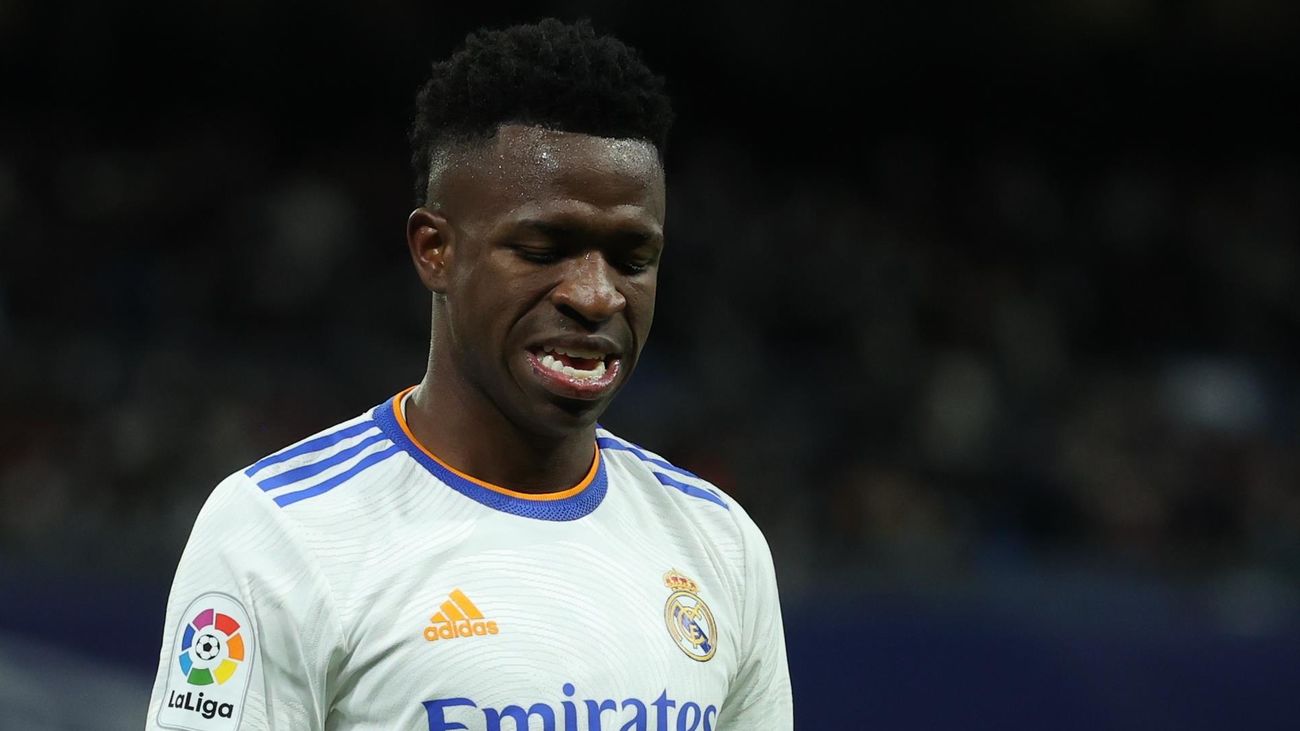 Vinícius, Valverde y Camavinga, positivos por covid