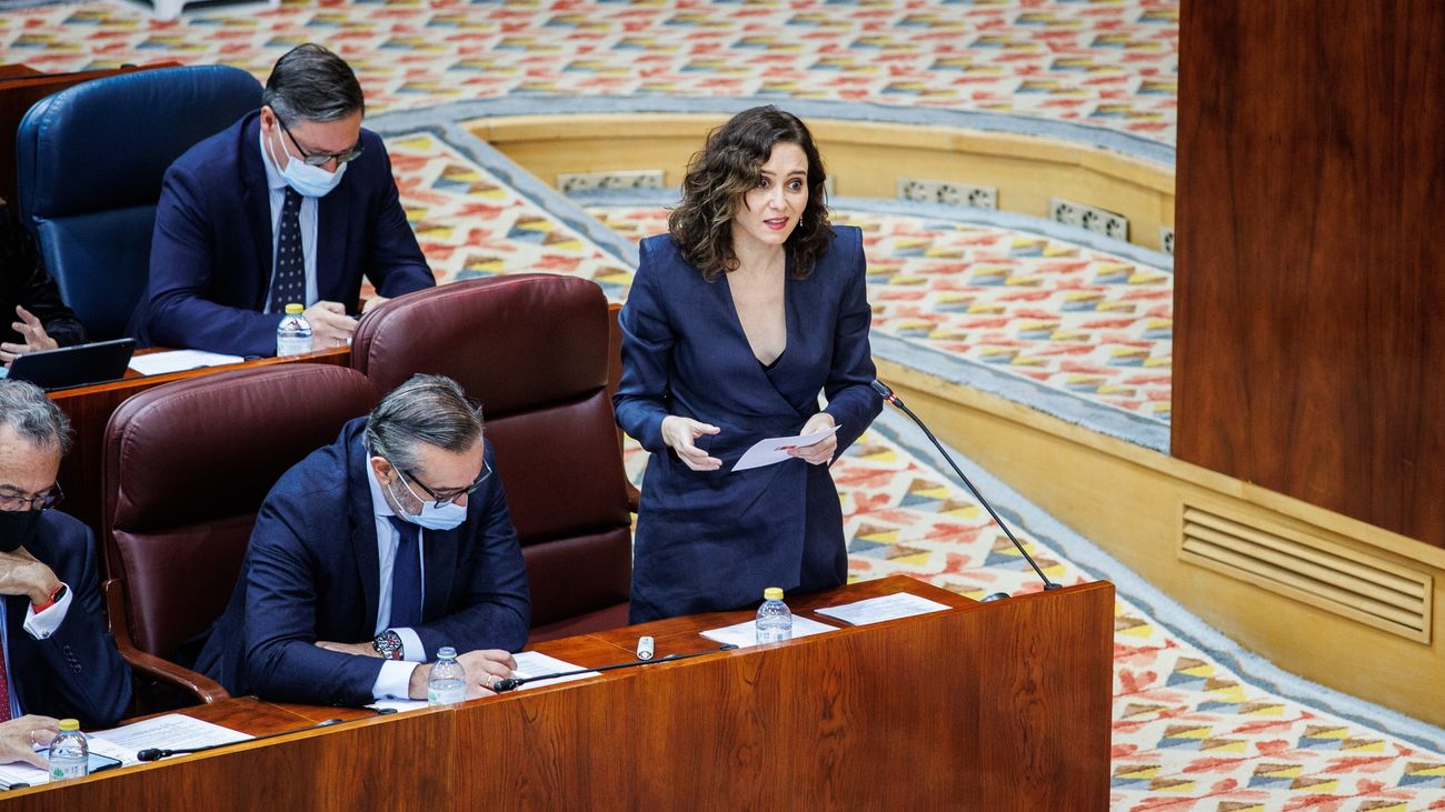 Aprobada la rebaja del IRPF de 0'5 puntos en Madrid propuesta por Ayuso