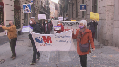 Vecinos del Centro se manifiestan por un centro de salud en condiciones
