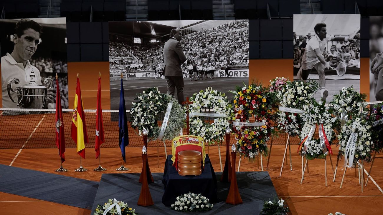 Madrid despide a Manolo Santana en la Caja Mágica