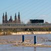 La crecida del Ebro llega a Zaragoza
