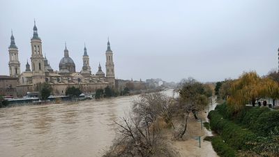 Alerta máxima en Zaragoza por la crecida del Ebro