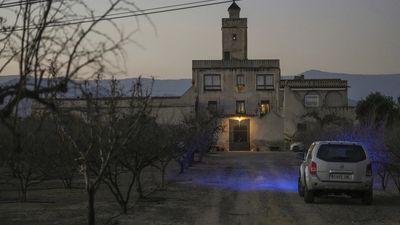 Los Mossos consiguen reducir al hombre atrincherado tras herir a varias personas en Tarragona