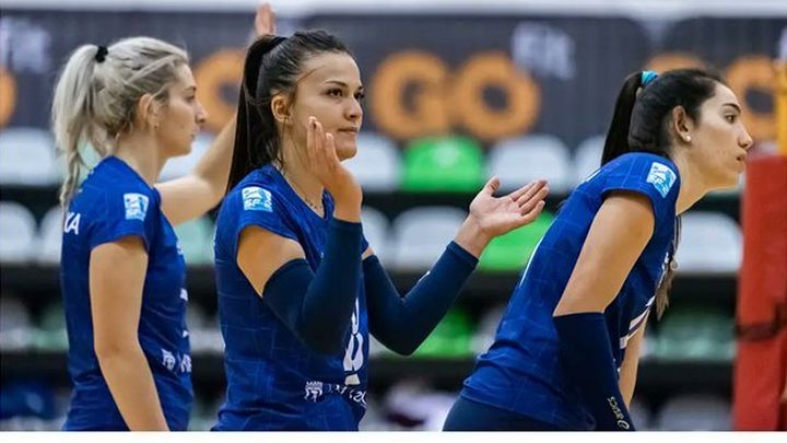 Voleibol Madrid se mantiene líder de la Superliga Femenina 2 pese a perder
