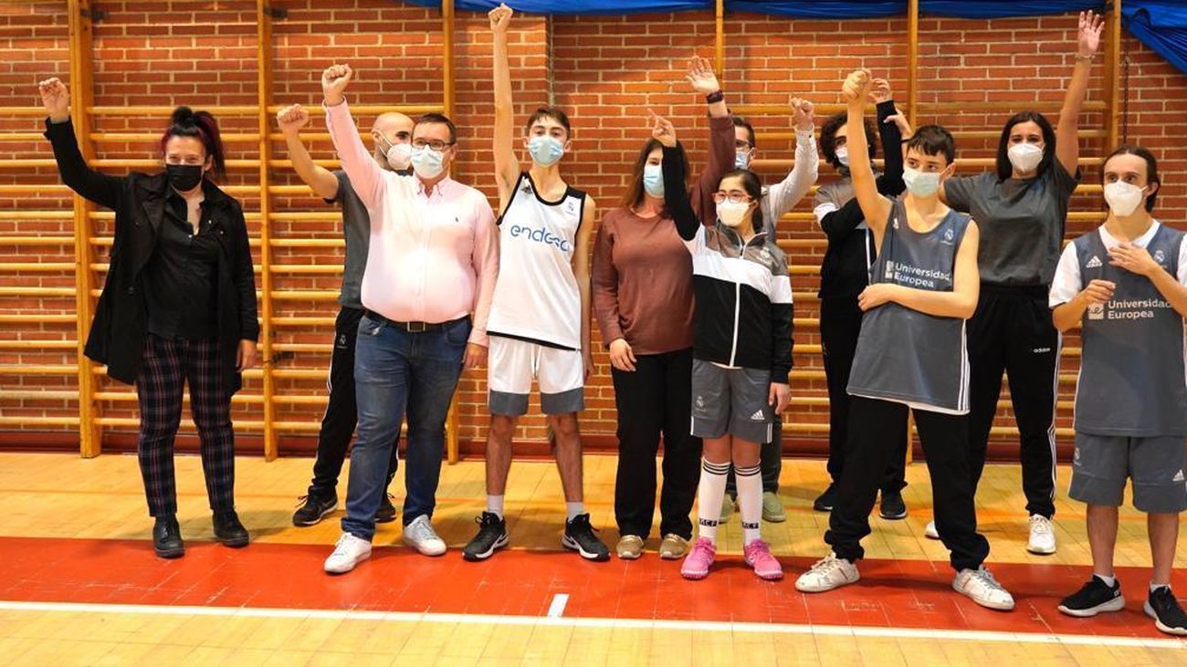 Nueva escuela de baloncesto adaptado del Real Madrid