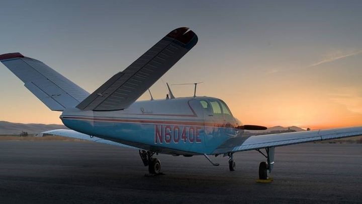 Beechcraft Bonanza modelo 35, primera avioneta de configuración de cola en V fabricada en serie / PIXABAY