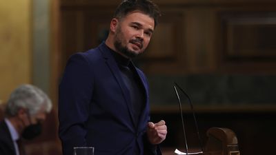 Batet llama la atención a Rufián por tachar a Juan Carlos I de "delincuente multirreincidente"