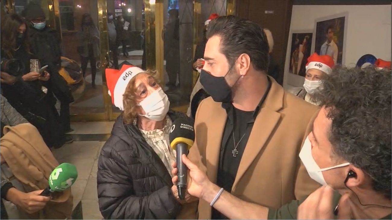 Un grupo de mayores residentes conocen a Bustamante gracias al Teatro EDP Gran Vía