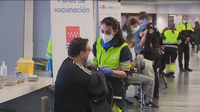 Madrid abre la Autocita para vacunar a los mayores de 55 años