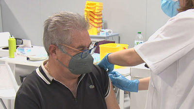 España encadena el tercer día de fuerte subida de casos por Covid: 28.900 positivos