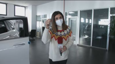 El colapso en los 'chips' encarecerá el precio de 250.000 coches pendientes de entrega