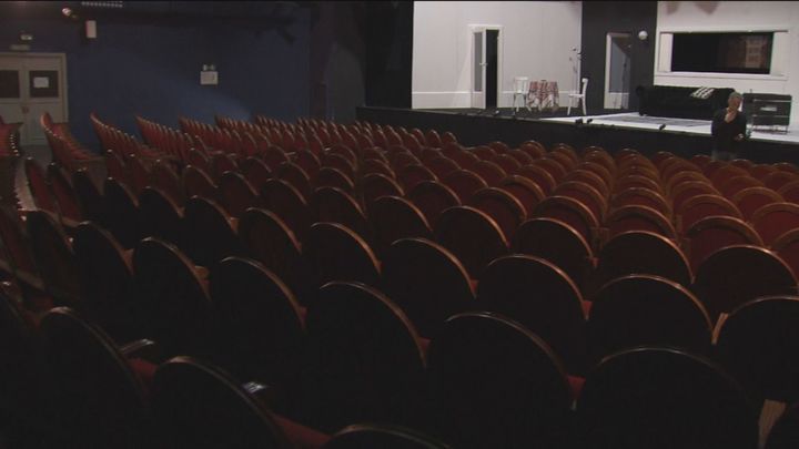 La huelga de los técnicos de los Teatros Nacionales amenaza con la suspensión de espectáculos
