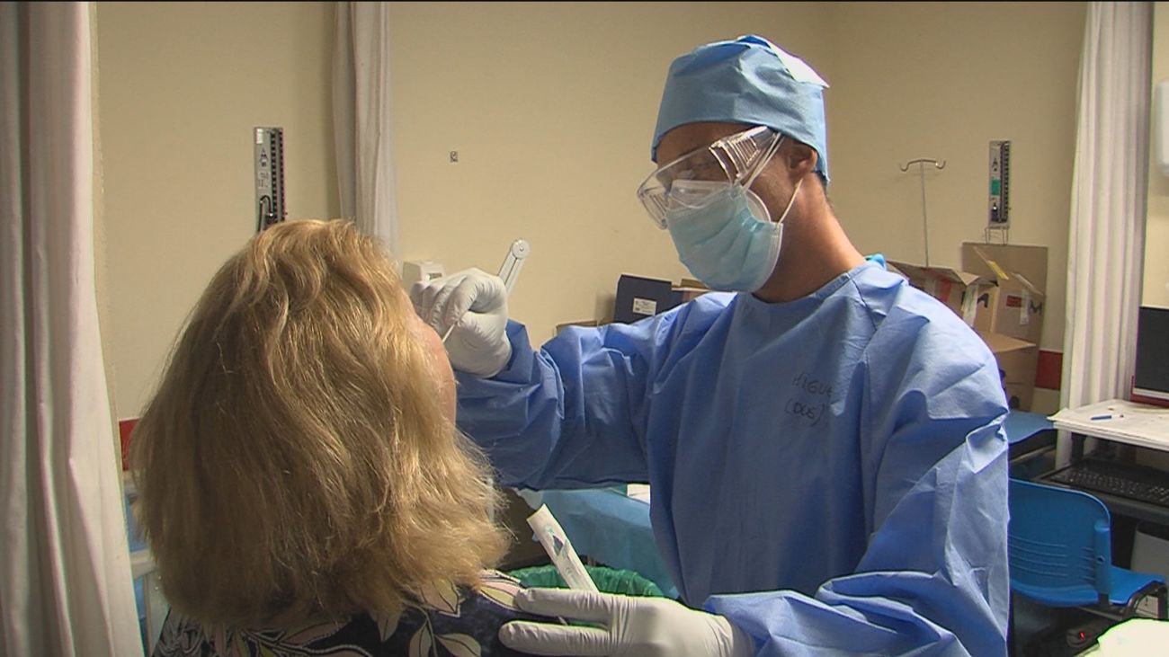 Sanitarios madrileños piden mantener los 'refuerzos Covid' ante el empeoramiento de la pandemia