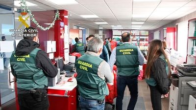 Doce detenidos en Madrid por pasar inspecciones técnicas a vehículos con deficiencias