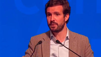 Casado lamenta que Sánchez se vuelva a parapetar tras las comunidades