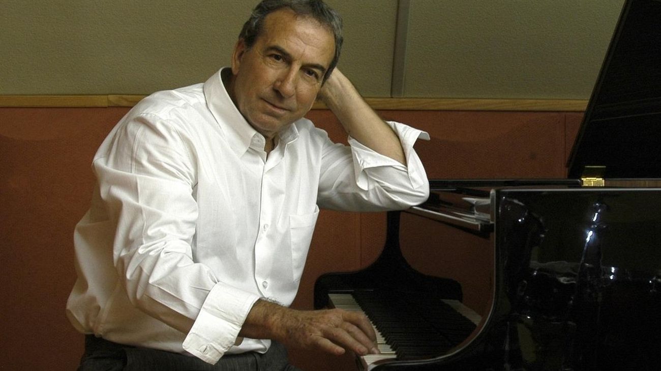 Perales se despide de los escenarios pero no de la música: "Voy a seguir escribiendo mientras me funcione la cabeza y el corazón"