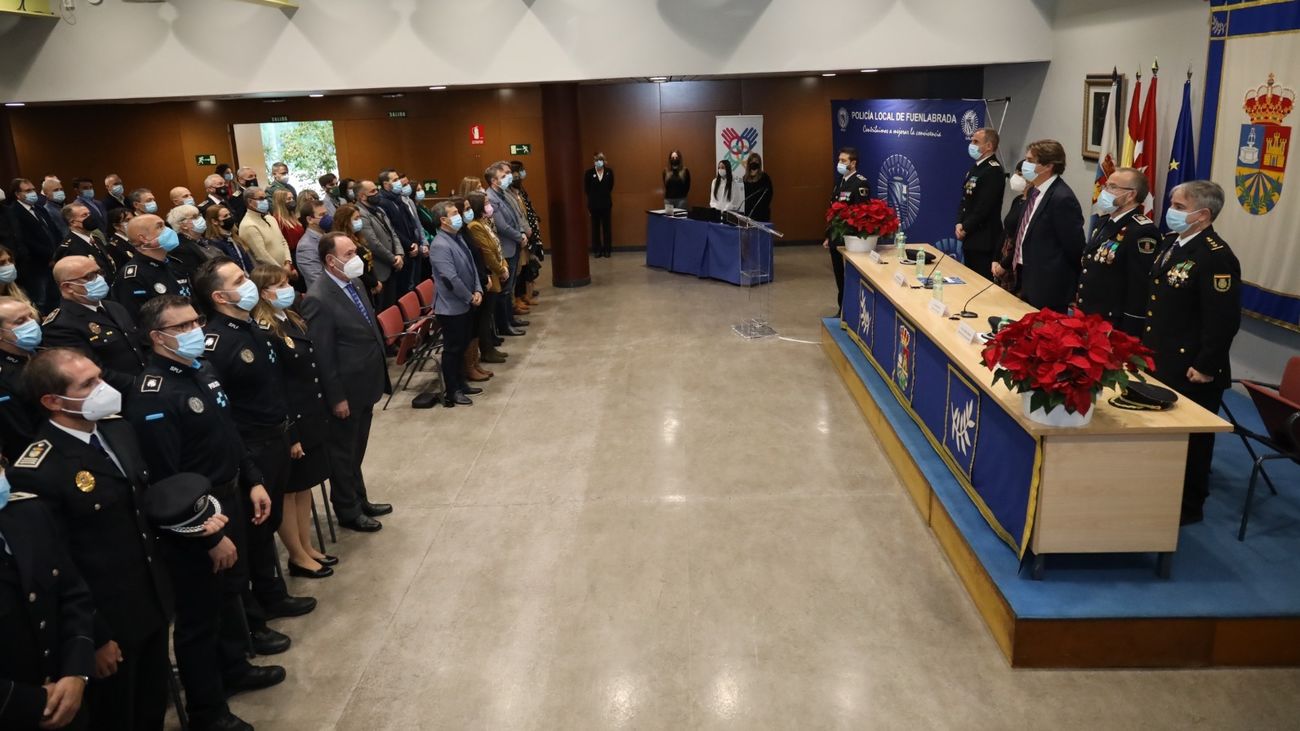 La Policía de Fuenlabrada reconoce la labor de servicios de emergencia en lo peor de la pandemia