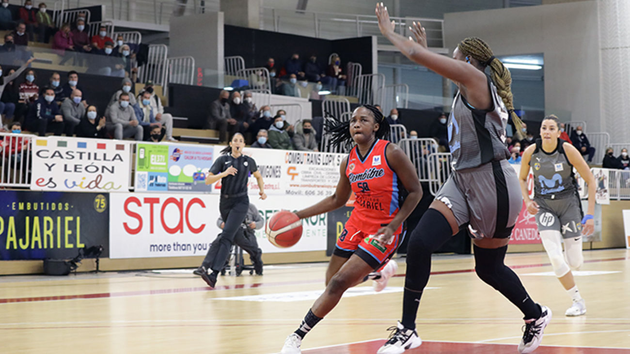 Estudiantes femenino