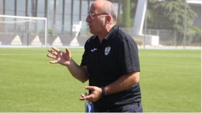 El San Agustín despide Rodolfo Urías tras la clasificación histórica para la Copa