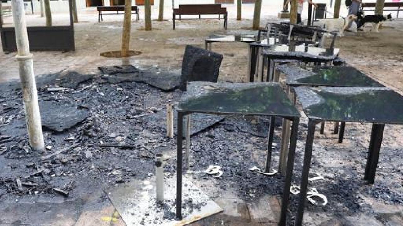 Detenido por quemar mobiliario de varias terrazas de restaurantes de Leganés