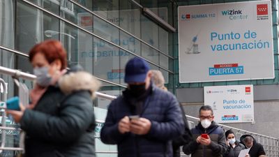 Madrid abre la Autocita para niños de 8 años y para profesores, policías o bomberos vacunados con AstraZeneca