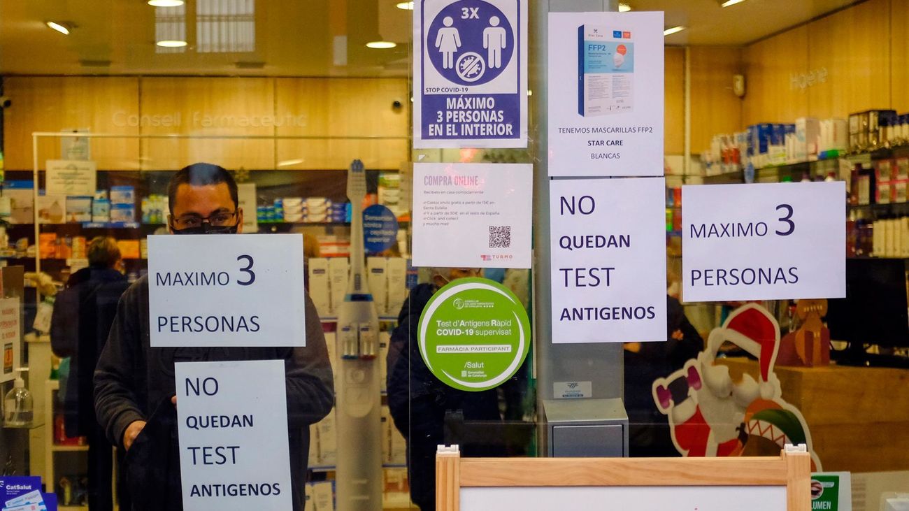 España notifica 49.823 contagios por coronavirus en el último día