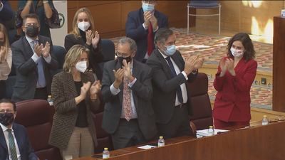 Ayuso aprueba sus primeros presupuestos regionales, que dan "libertad y certidumbre", con el apoyo de Vox